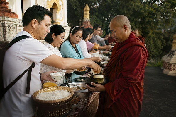 Monastic Food Sharing Tourism: A Journey of Simplicity, Spirituality, and Shared Humanity